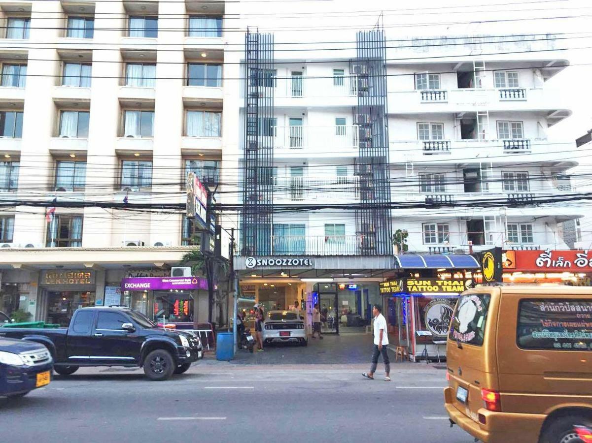 Snoozzotel Pattaya Exterior foto