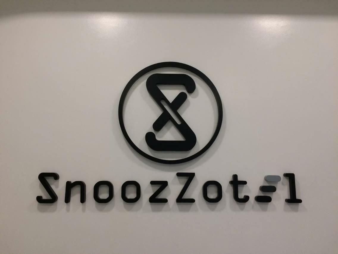 Snoozzotel Pattaya Exterior foto