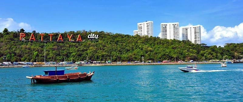 Snoozzotel Pattaya Exterior foto